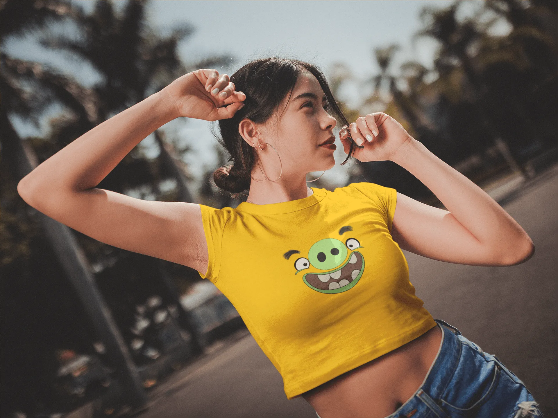 " PIGGY " - ANGRY BIRDS - HALF-SLEEVE CROP TOPS