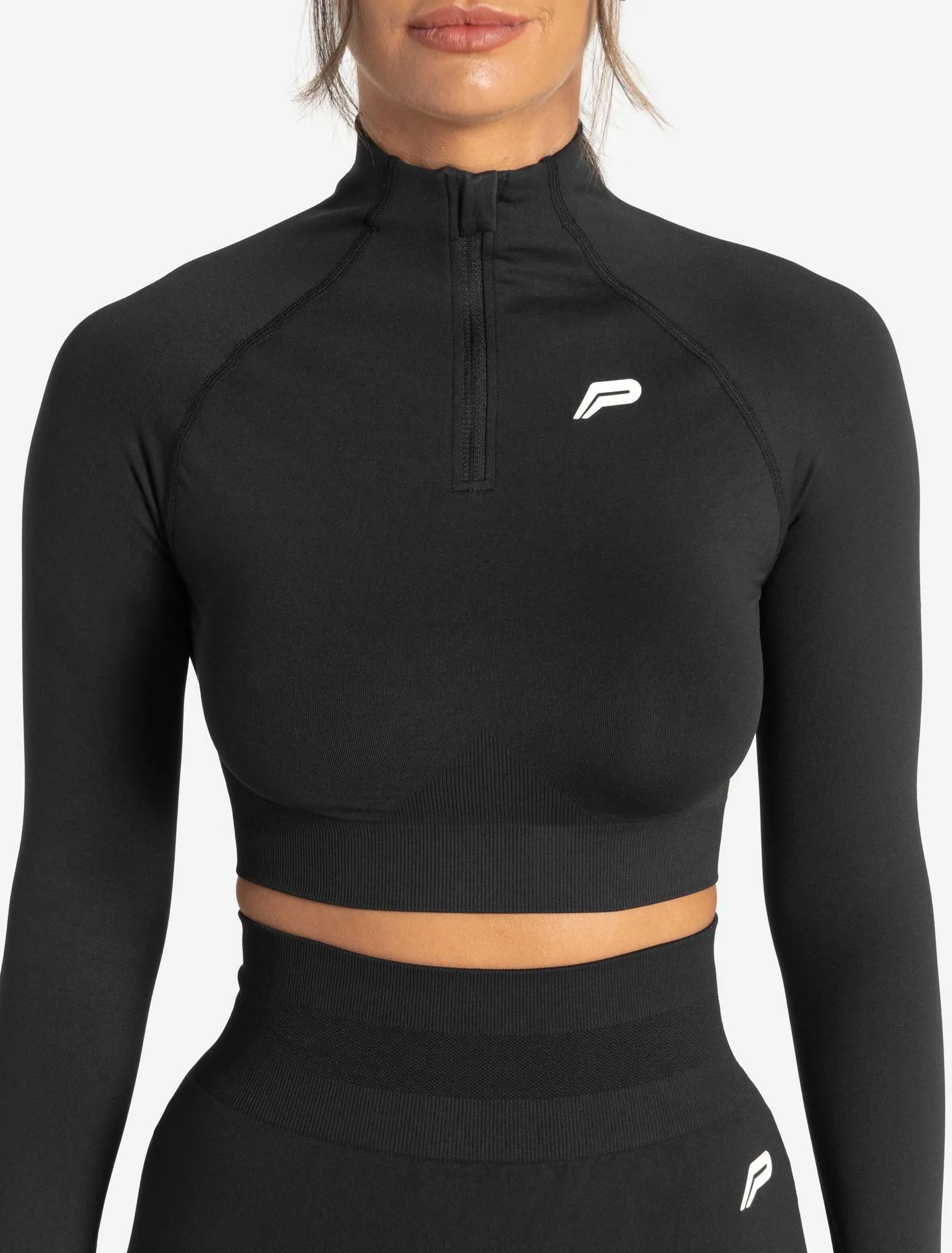 Scrunch Seamless Crop 1/2 Zip - Black